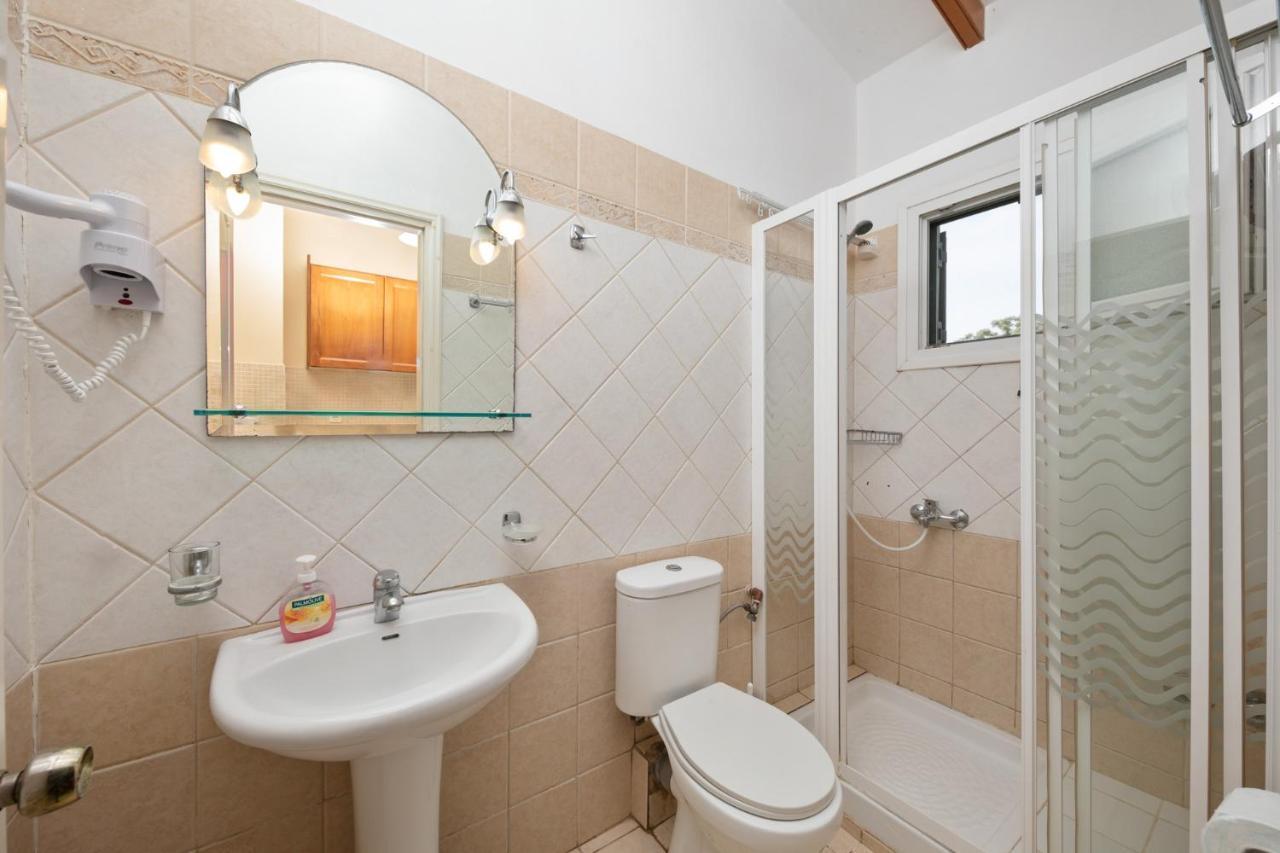Gerasimo'S Apartments Marathiász Kültér fotó